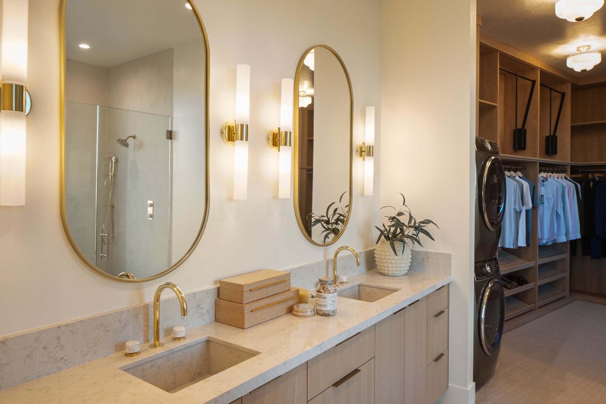 Serene luxury bathroom